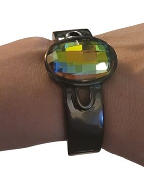 STUNNING Aurora Borealis Swarovski Crystal Gunmetal Cuff Bracelet